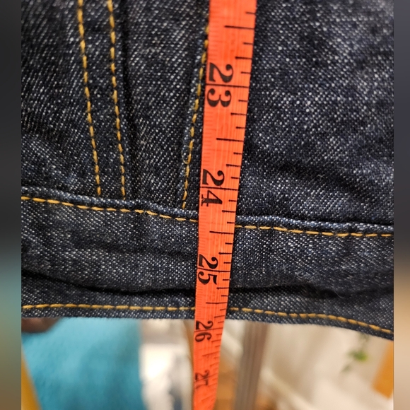 Vintage Levis Men's Denim Jacket - Picture 10 of 10